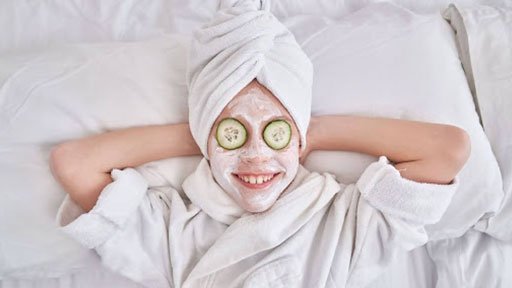 DIY Honey Beauty Hacks for Your Skin and Hair - Kitako